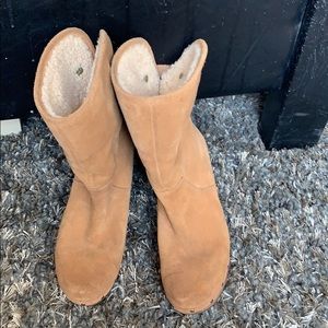 Ugg tan boots